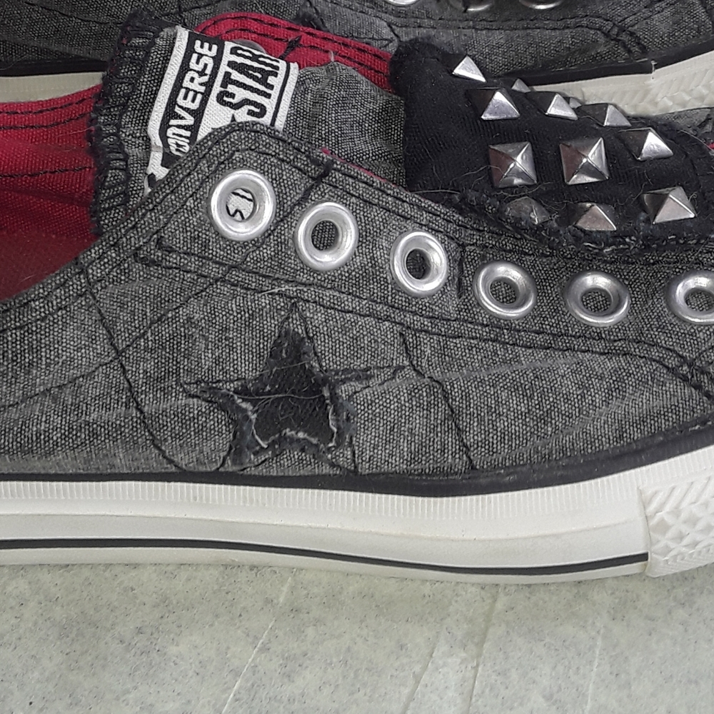 Unisex STUDS Converse Lowtop shows; grey stud fold down